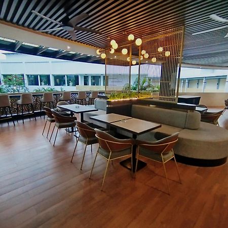 The Sun Hotel Sidoarjo Exterior photo