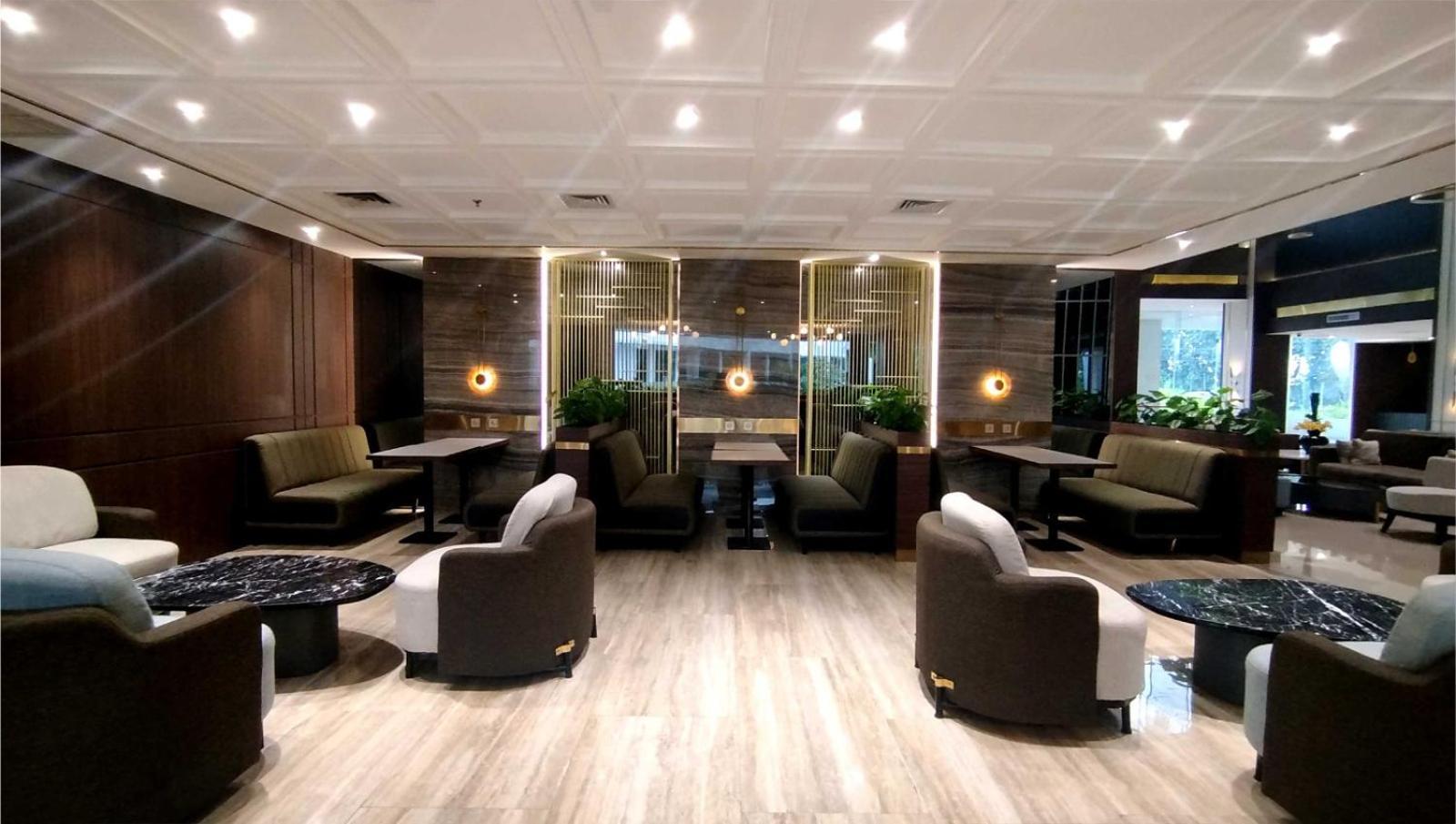 The Sun Hotel Sidoarjo Exterior photo
